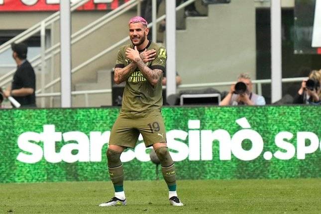Oaiamang! Theo Hernandez Siap Dilepas AC Milan, Namun Ini Syaratnya