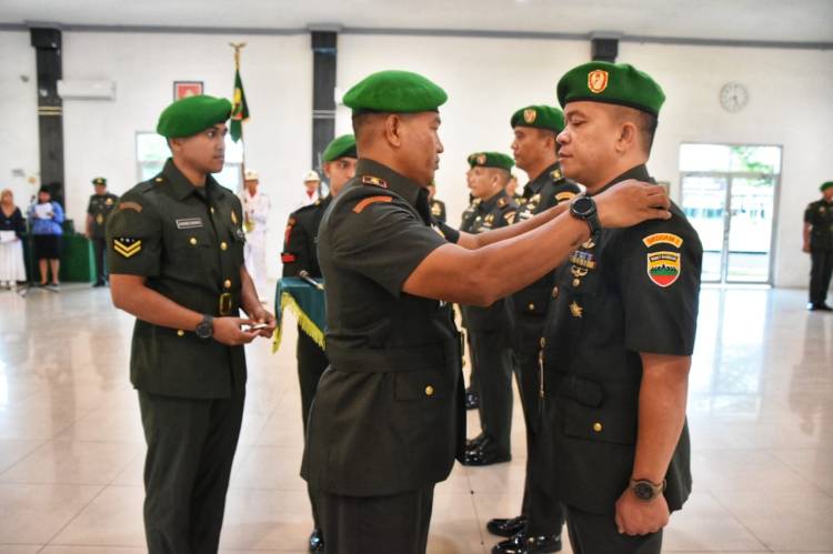 Danrem 023/KS Pimpin Sertijab Dandim 0206/Dairi dan Dandim 0213/Nias