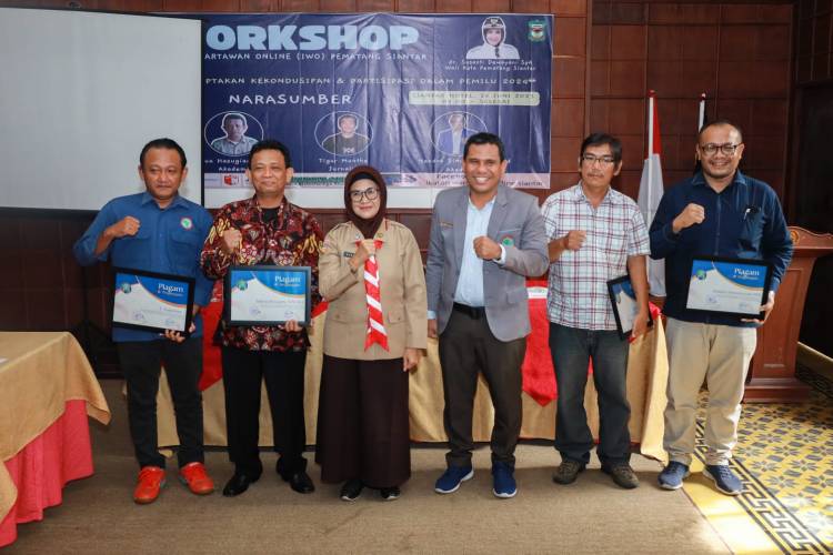 dr Susanti Ingatkan Media Harus Berikan Informasi yang Benar saat Buka Workshop IWO