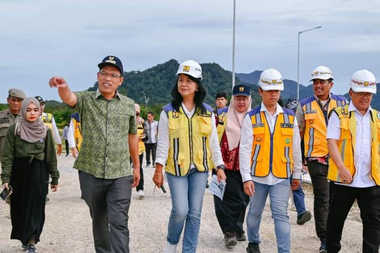 TSTH2 di Pollung dikunjungi Dirjen Cipta Karya dan Dirjen Pendidikan Tinggi