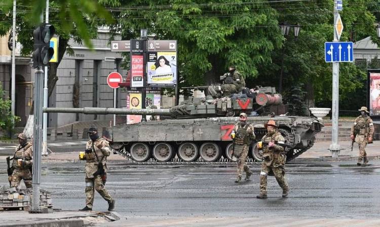 Tentara Bayaran yang Berontak Ditembaki