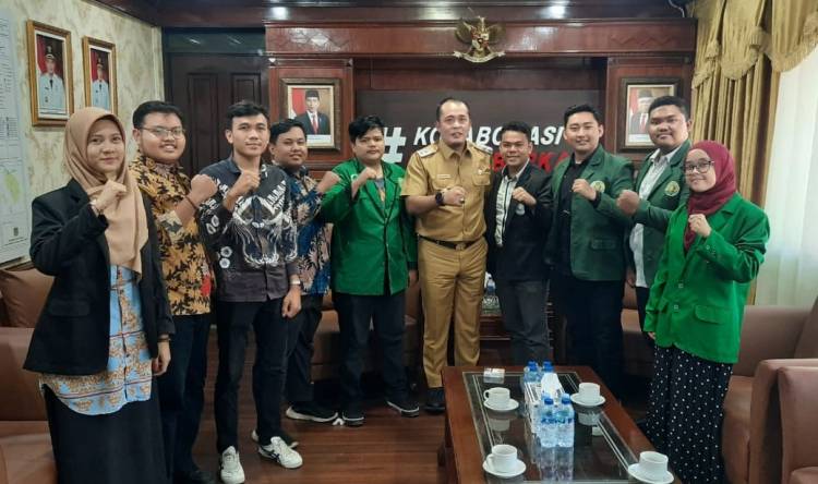 Aulia Ajak Mahasiswa Bantu Pemko Medan Edukasi Masyarakat & Bentuk SDM Unggul
