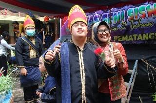Pentas Seni Siswa dan Syukuran 31 Tahun SLB C Santa Lusia Siantar, Wali Kota Hadir