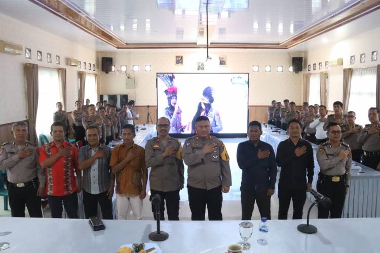 Kapolres Simalungun dan Jajaran Ikuti Dialog Penguatan Internal Polri secara Virtual