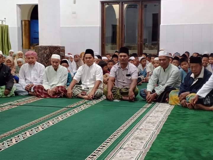 Subuh berjamaah meningkatkan ukhuwah islamiyah.