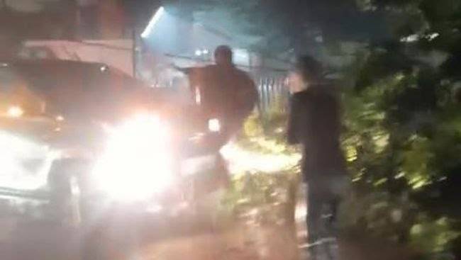 Hujan Deras dan Angin Kencang Landa Sumut, Pohon  Tumbang Sebabkan Korban