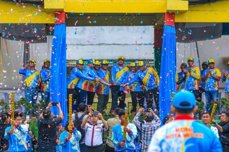 Porkot Medan ke XIV Resmi Dibuka, Wali Kota Medan: Porkot Ajang Menyiapkan SDM Unggul di Bidang Olahraga