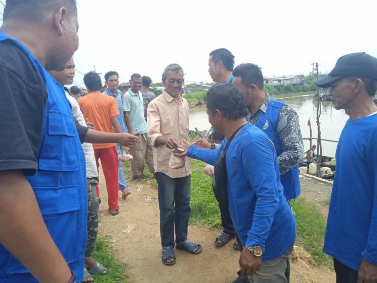 HNSI Medan Dan Relawan Wak Young Berbagai Ayam Potong