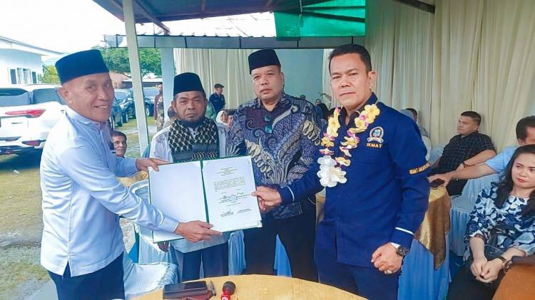Antisipasi Terjadinya Kecelakaan Lalu Lintas, Kasat Lantas Polres Simalungun IPTU Jonni Lakukan Penilangan dan Sosialisasi Tertib Berlalulintas