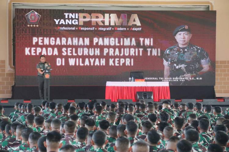 Panglima TNI Lakukan Tatap Muka Dengan Ratusan Prajurit di Batam