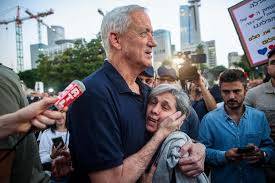 Menteri Kabinet Perang Israel Benny Gantz Mengundurkan diri, Kenapa...?