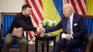 Biden dan Zelenskyy Menandatangani Perjanjian Keamanan 10 tahun Kedepan