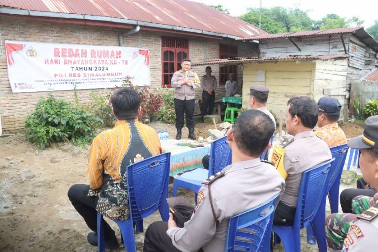 Kapolres Simalungun Resmikan Bedah Rumah dalam Rangka Hari Bhayangkara ke-78