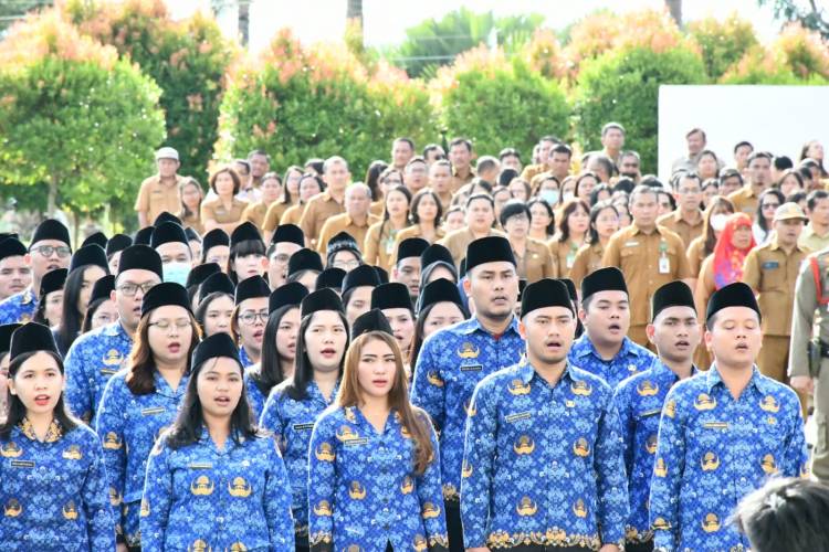 Bupati Toba Beri Arahan 141 PNS Baru