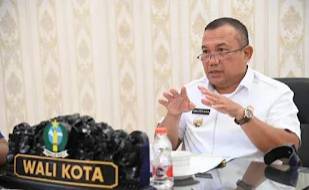 Kelola Sampah di Sibolga, Wali Kota Tantang Kalberkat