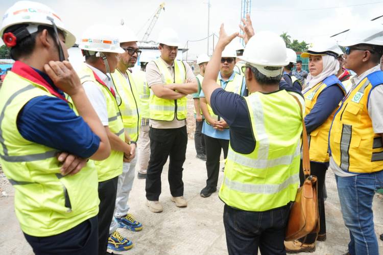 Tinjau Revitalisasi Stadion Teladan, Wali Kota Medan Minta Semua Pihak Kolaborasi Percepat Pembangunan