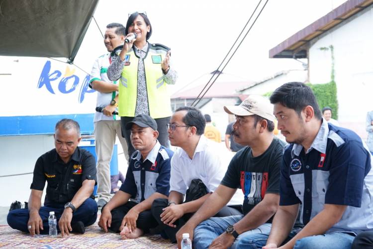 Transfomasi Kapal Kargo Ekspor Di Pelabuhan Tanjung Balai Asahan