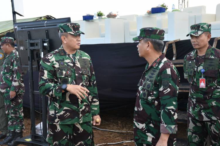 Komandan Kosek I Dampingi Pangkoopsud I Tinjau Kesiapan Latihan Jalak Sakti