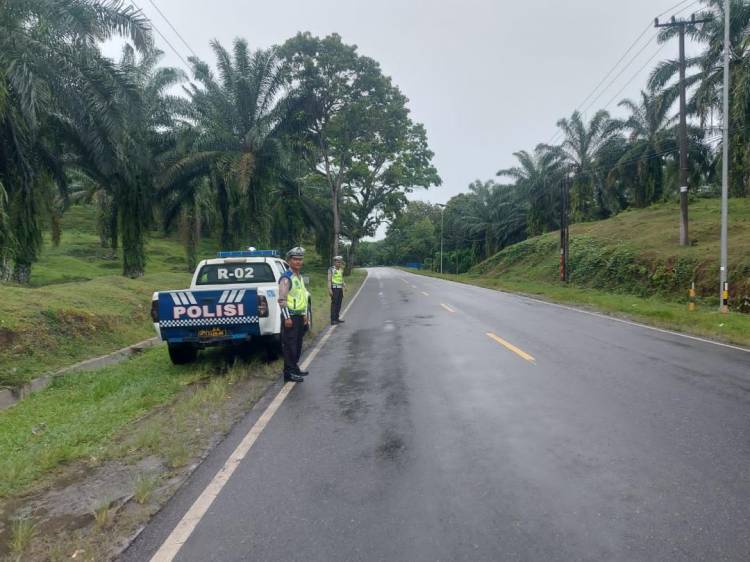 Pengamanan Jalur Wisata Selama Libur Idul Adha oleh Sat Lantas Polres Simalungun