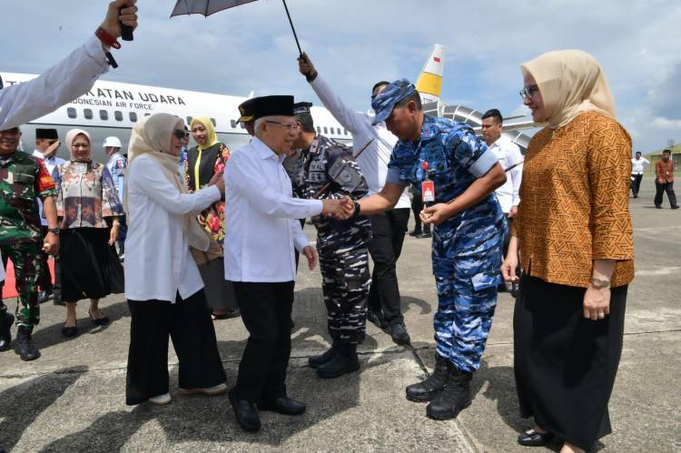 Danlanud HND Mengantar Keberangkatan Wapres RI