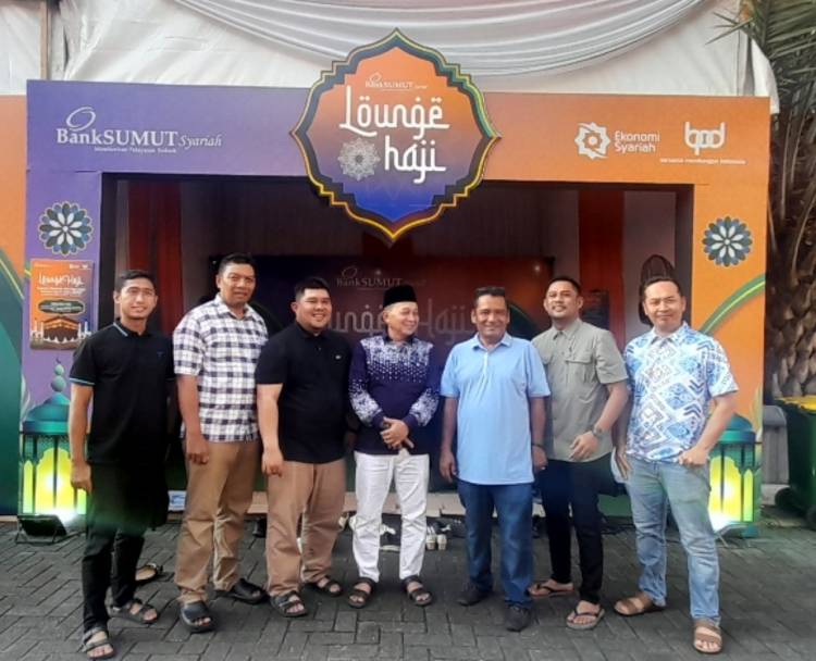 Direktur Pemasaran Bank Sumut Tunaikan Ibadah Haji
