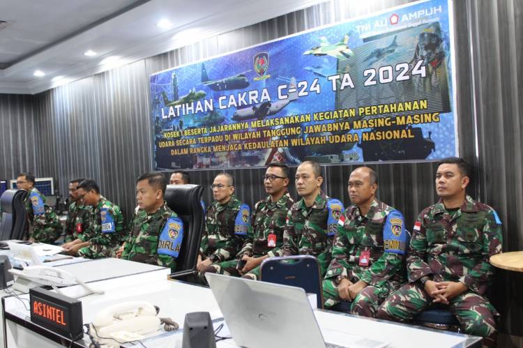 Dankosek I Resmi Buka Latihan Hanud Cakra C-24 TA. 2024