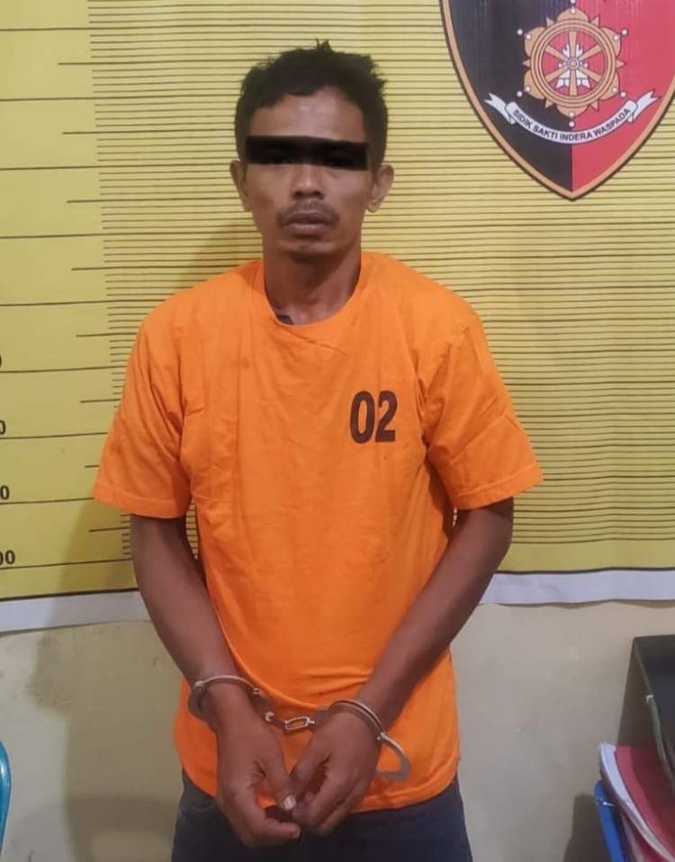 Residivis Terekam CCTV Curi Ayam Bangkok