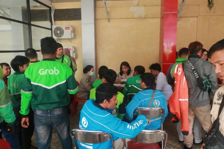 Ratusan Pengemudi Ojek Online Jalani Pemeriksaan Kesehatan Gratis di RS Bhayangkara TK II Medan