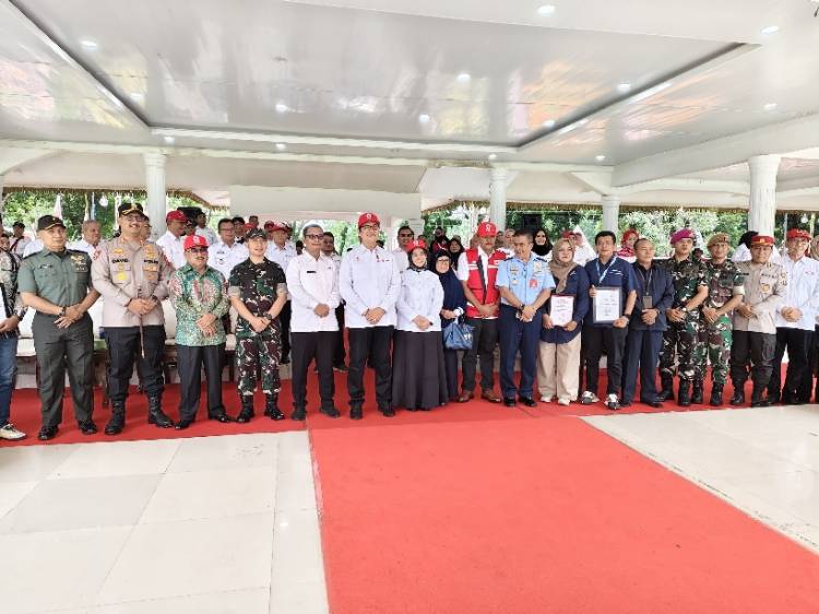 Pelindo Regional 1 Menerima Penghargaan dari PMI Sumatera Utara Tahun 2025 UPT Pelabuhan Indonesia (Persero)