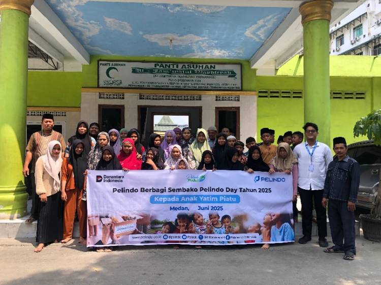 Pelindo Berbagi Sembako Kepada Anak Yatim Memeringati Pelindo Say Tahun Tahun 2025