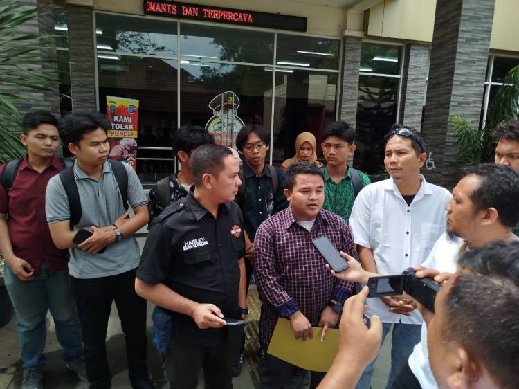 Relawan Kembali Laporkan Penghina Bobby