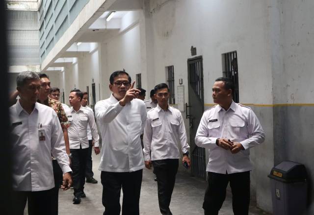 Hukum Progresif, Harapan Mengurai Sesak Lapas