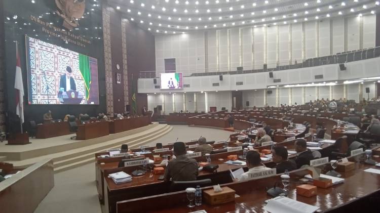 Sidang Paripurna DPRD Sumut Kembali Sepi, Dinas Luar Lagi ?