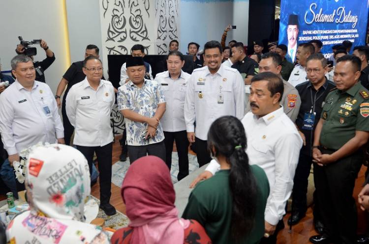 Bobby Nasution Bersama Menteri Imipas Launching Autogate, Percepat Layanan Keimigrasian di Bandara Kualanamu