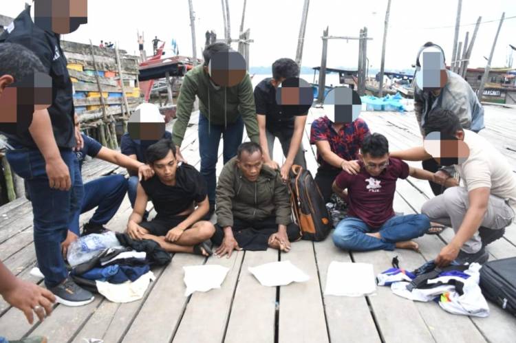 Gendong sabu dari Malaysia, 3 Pria Asal Jatim dibekuk Petugas TNI AL di Dermaga Perairan Asahan