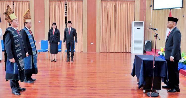 Bupati Lantik 2 PNS Dalam Jabatan Pimpinan Tinggi Pratama di Simalungun