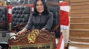 Modesta Marpaung Minta Bapenda Medan Kutip Pajak Parkir dari Minimarket