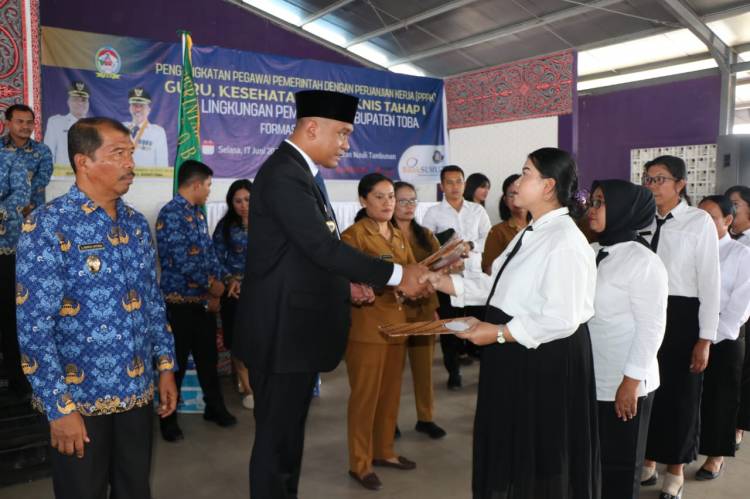 444 PPPK Terima SK Bupati : Tuhan Jawab Doa Kita