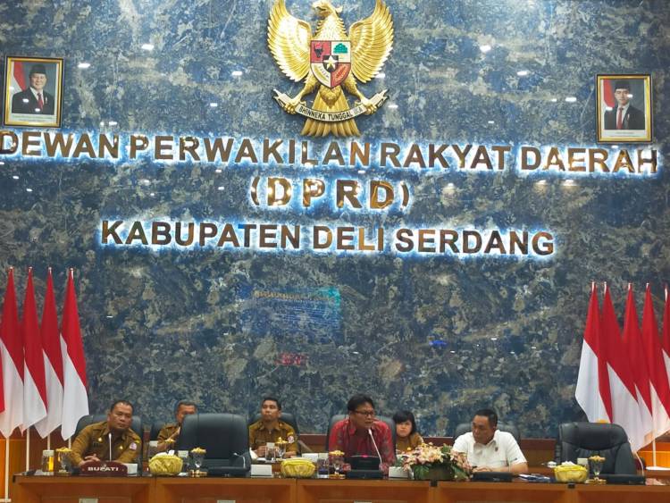 Rapat Paripurna RPJMD Kebupaten DeliSerdang  Ricuh