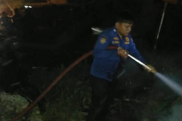 Enam Gudang di Komplek Cemara Cahaya Mas Hangus Diamuk si Jago Merah