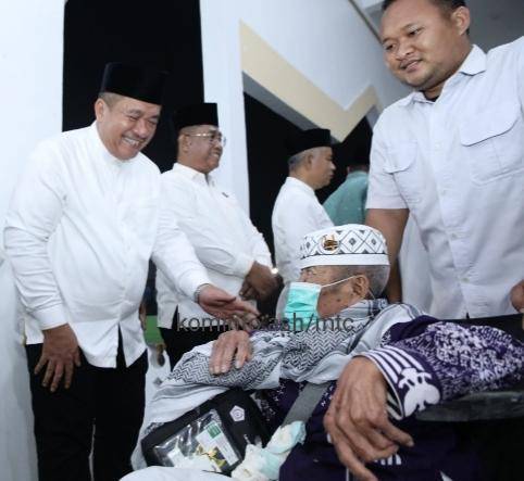 Berangkat Ketanah Suci Makkah 333 Orang Jamaah,  Pulang 332 Orang Jamaah Satu Dirawat Di RS Madinah
