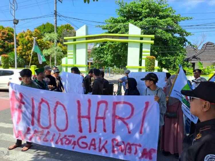 Masyarakat Tebingtinggi Unjukrasa, Tuntut Realisasi Kinerja Wali Kota 100 Hari