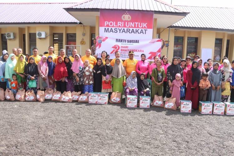 Kapolres Simalungun Gelar Baksos dan Olahraga Bersama Sambut Hari Bhayangkara ke-79, Bagikan 350 Paket Sembako