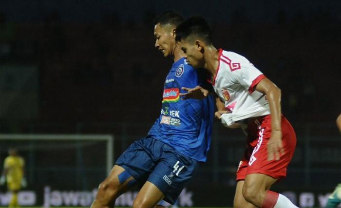 Arema FC Hajar Perseru Serui 4-1