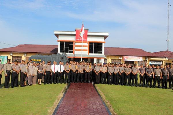 HUT ke 73 Bhayangkara, 43 Personil Polres Labuhanbatu Naik Pangkat