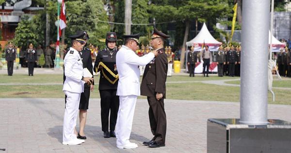 AKBP Edison Sitepu Peroleh Penghargaan Bintang Bhayangkara Nararia Dari Presiden