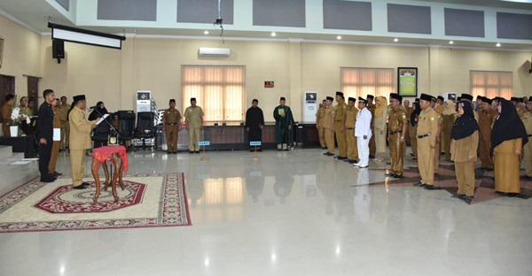 Wabup Sergai Lantik Pejabat Pengawas, Tenaga Kependidikan dan Kepala Sekolah