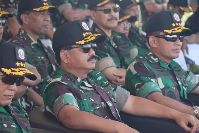 Panglima TNI Tinjau Latihan Angkasa Yudha di Lumajang