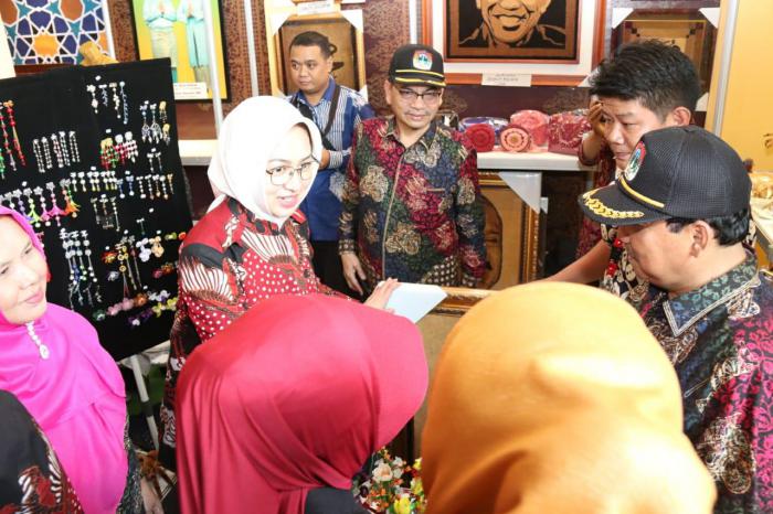 Ketua Umum APEKSI Tertarik Produk Unggulan Pemko Medan