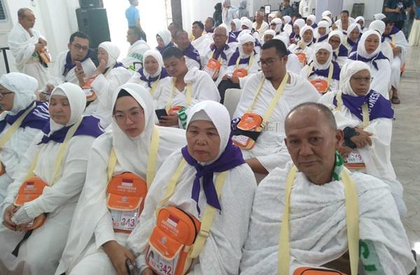Sesak Nafas, Calhaj Asal Kotanopan Meninggal Saat Perjalanan Menuju Asrama Haji Medan